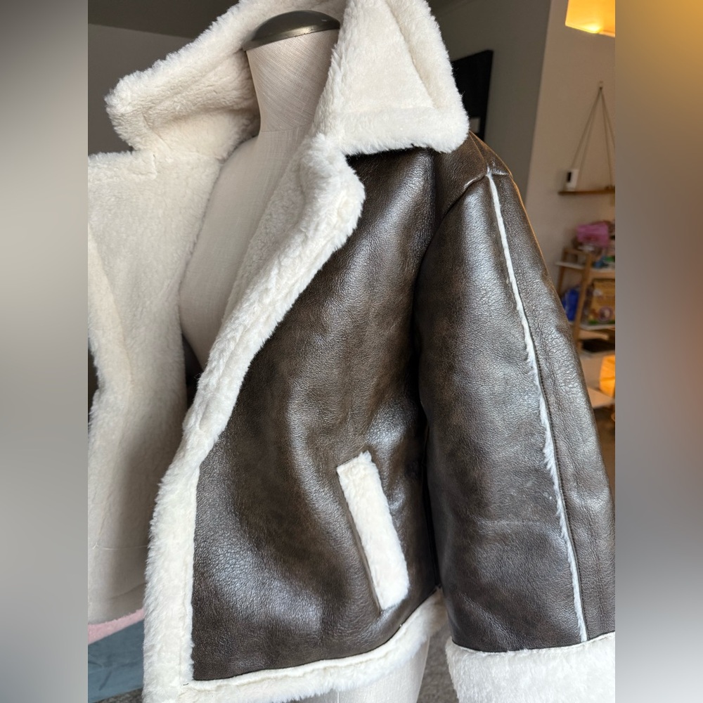 Never worn NWT brown and Sherpa coat